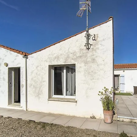 Maison Pres De La Holiday home