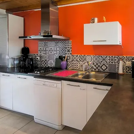 Holiday home Maison Pres De La L'Aiguillon-sur-Mer