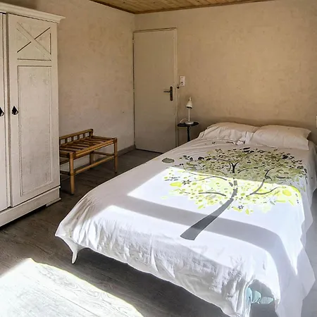 Maison Pres De La Holiday home *