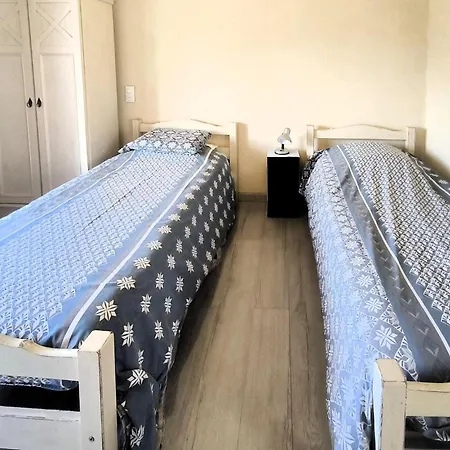 Dom wakacyjny Maison Pres De La