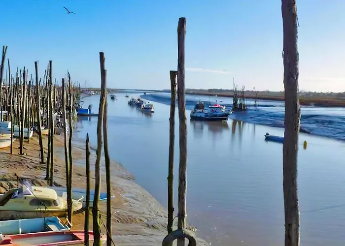 Maison Pres De La Casa vacanze *